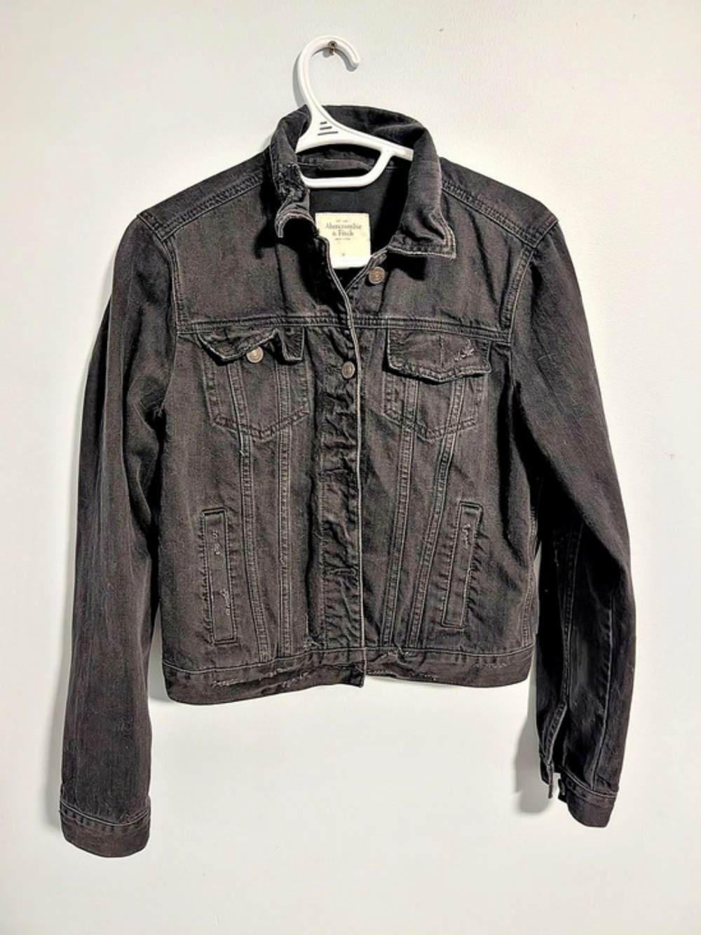 Abercrombie & Fitch Distressed Denim Trucker Jacket Black Medium